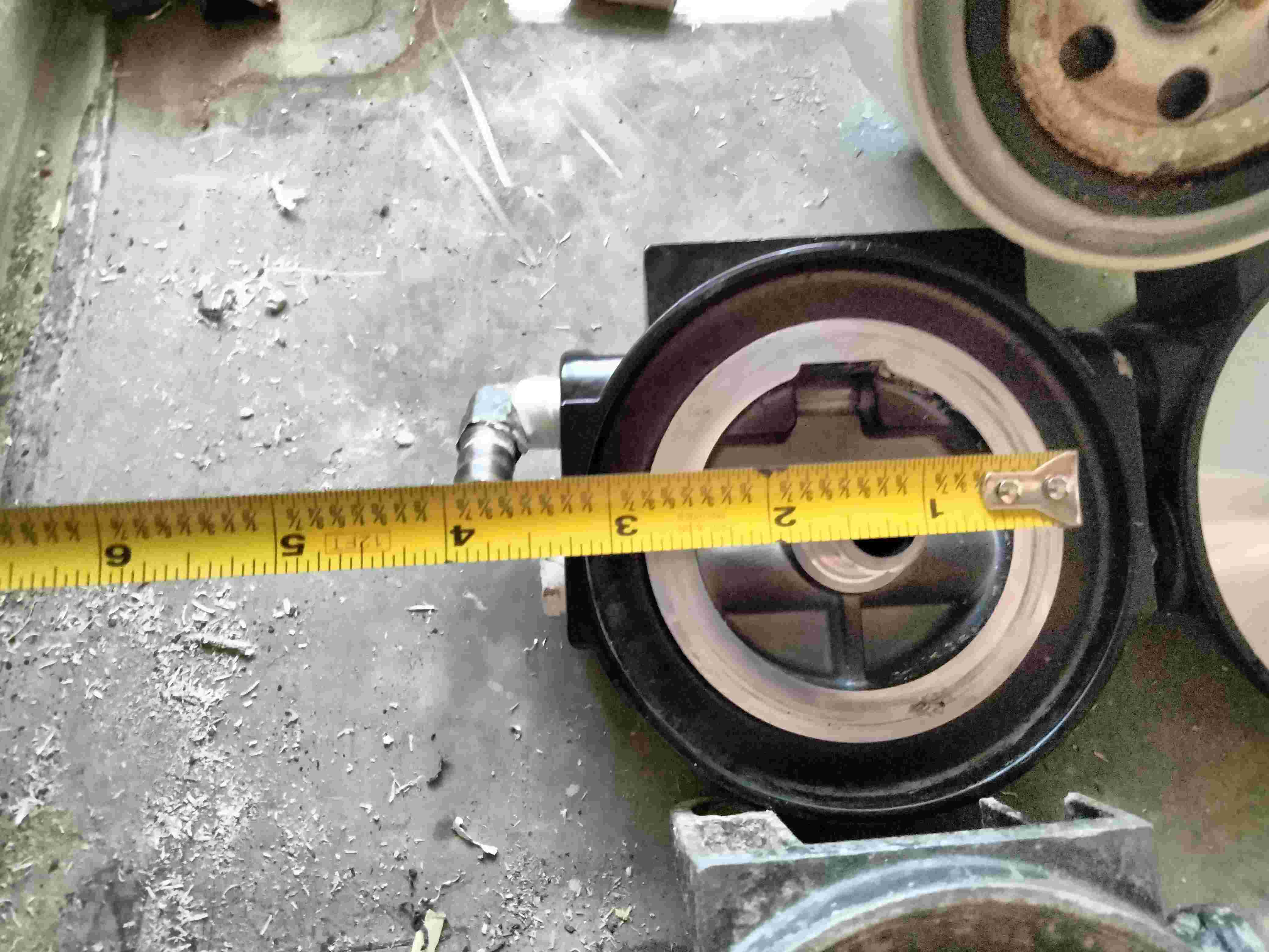 3213 filter head is just under 3 inchs outside diameter.jpg