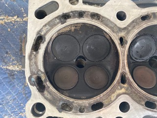 Clylinder Head Upclose 3.jpg